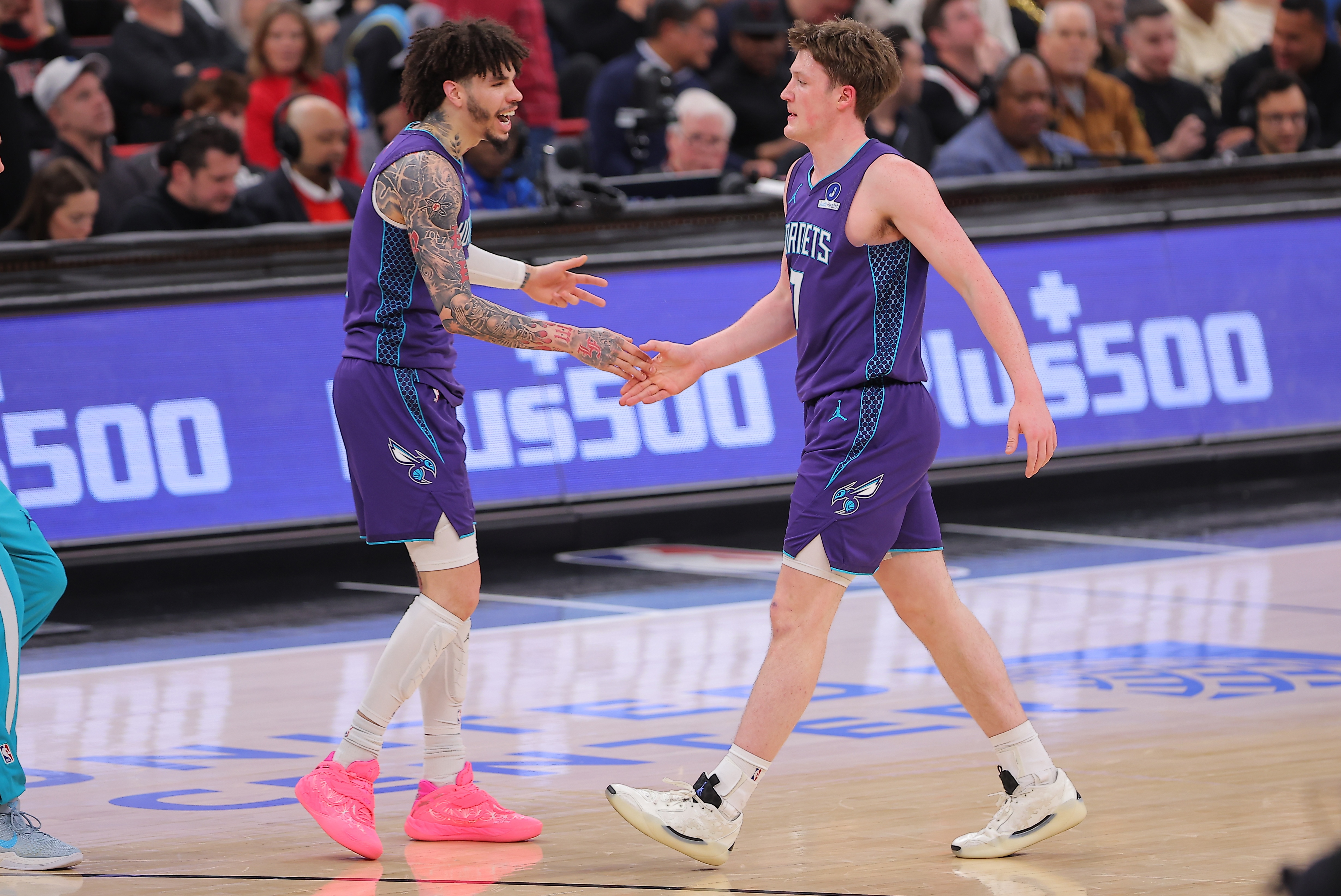 开云体育下载官网-NBA彩经:黄蜂拿下魔术&勇士射落太阳分别锁定分区第八